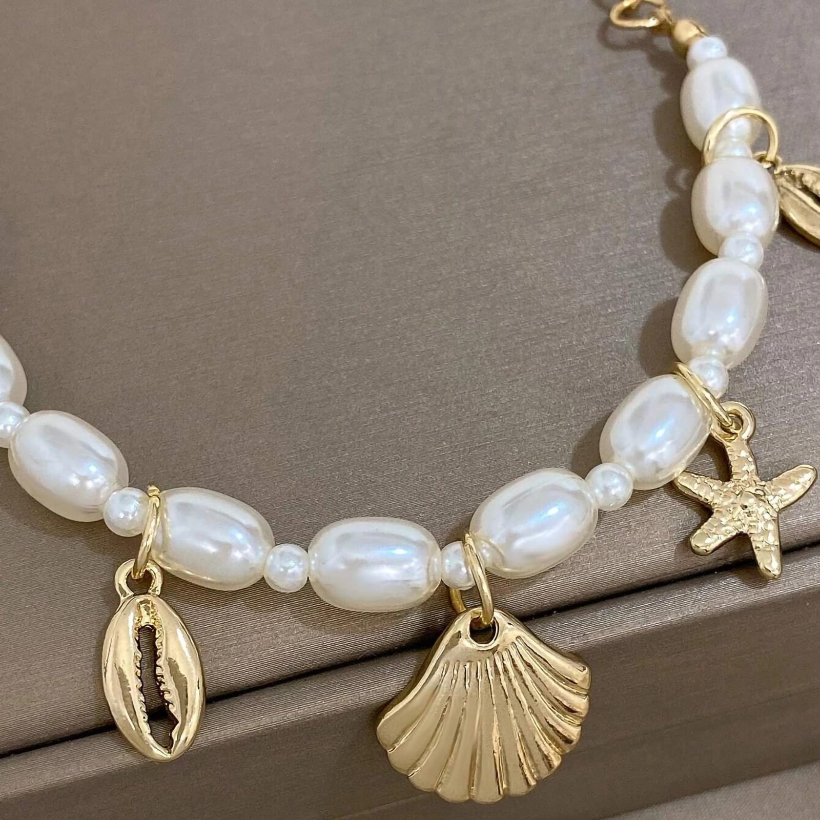 Shell Ankle Bracelet Set for Women, 14K Gold Boho Bead Adjustable Anklet, Hawaiian Beach Seashell Pearl Heart Starfish Conch Foot Jewelry Gifts - Hawaiian Flair