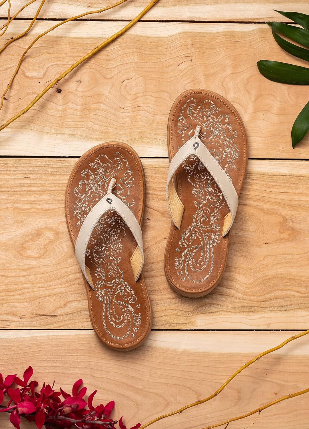 OLUKAI Paniolo Women's Beach Sandals, Distressed Full-Grain Leather Flip-Flop Slides, Wet Grip Soles, Compression Molded Footbed - Hawaiian Flair